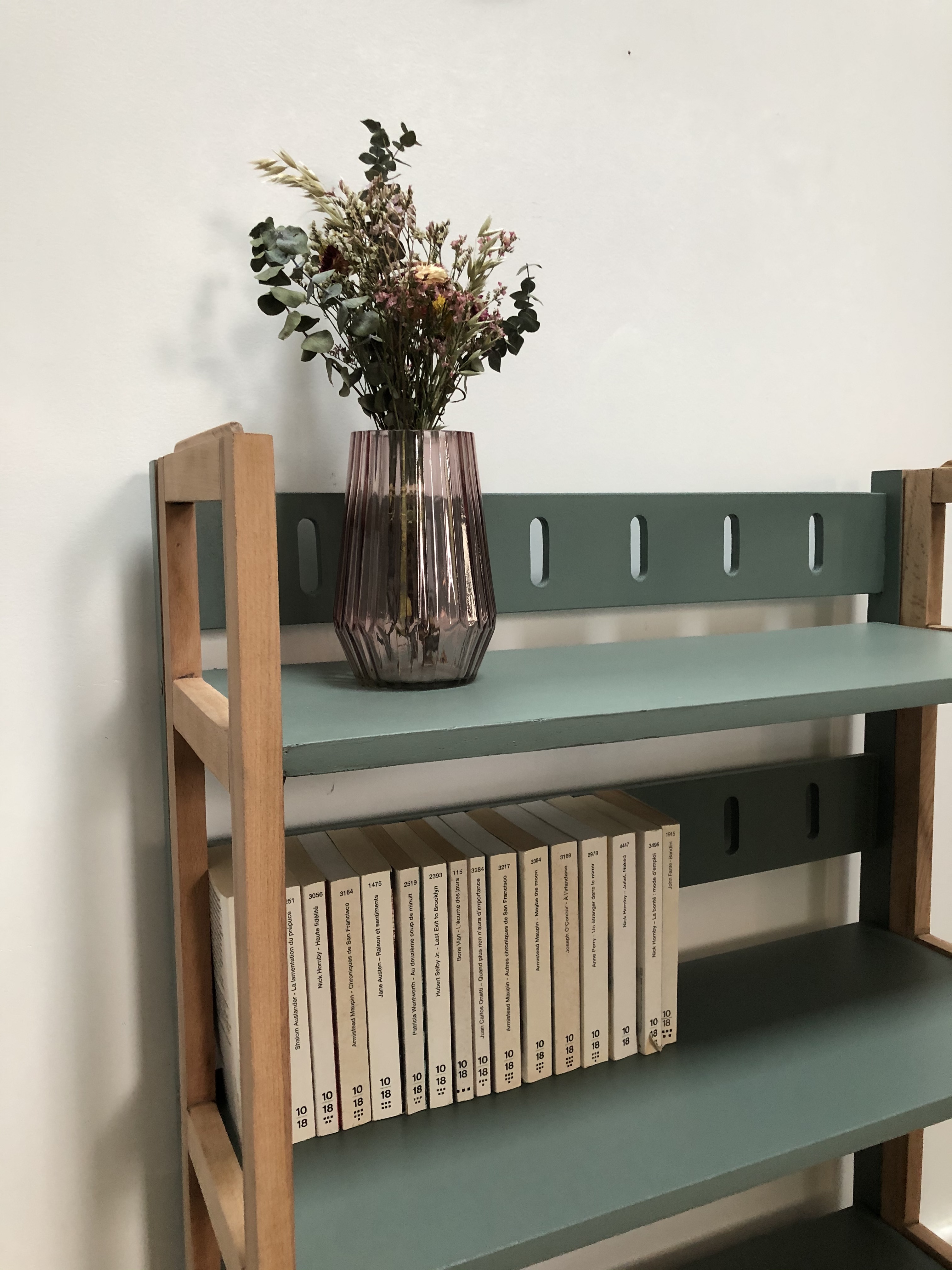 étagère bouquiniste green smoke 1