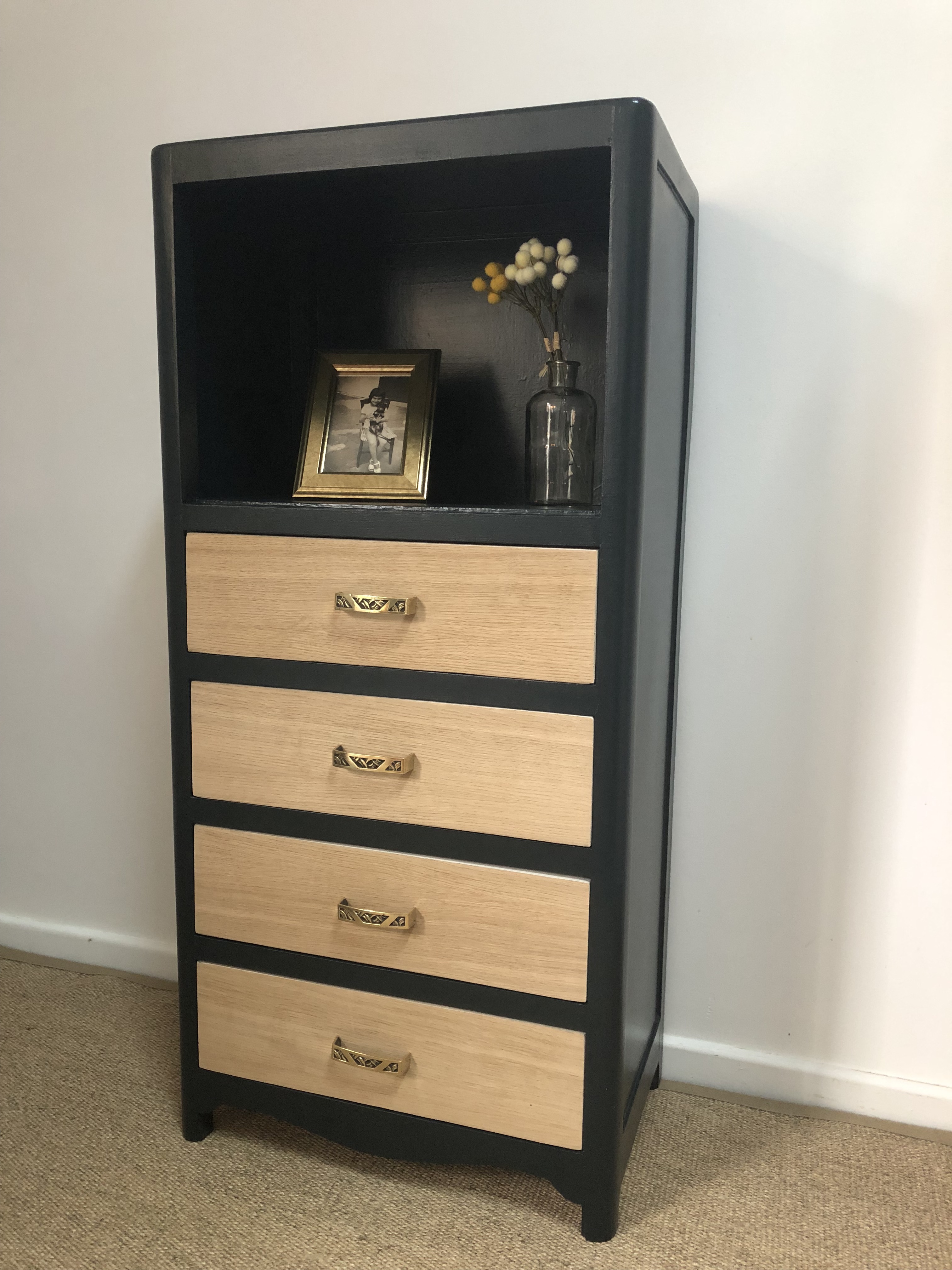 chiffonnier black et chêne