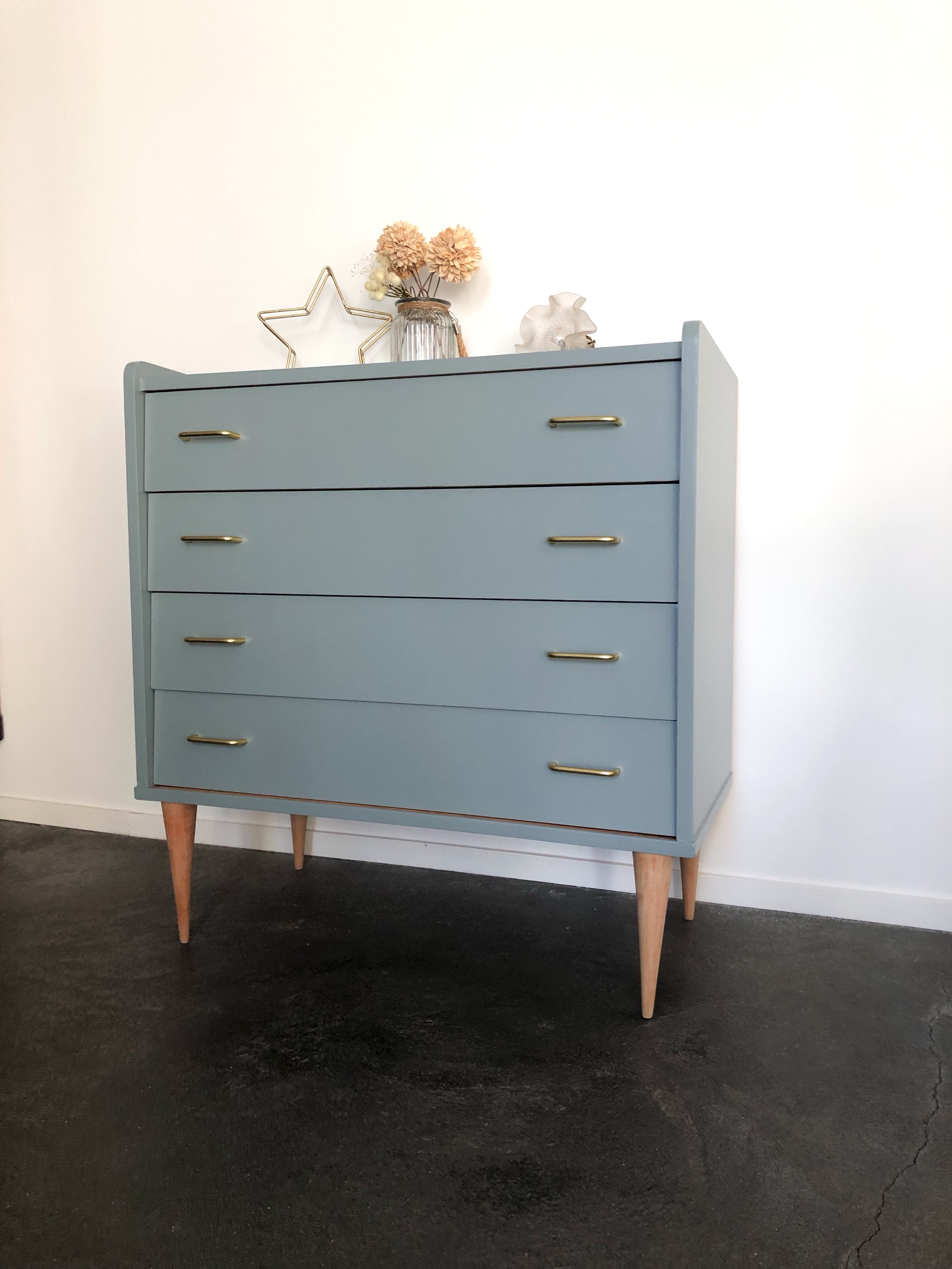 Commode Plummett pieds compas 3