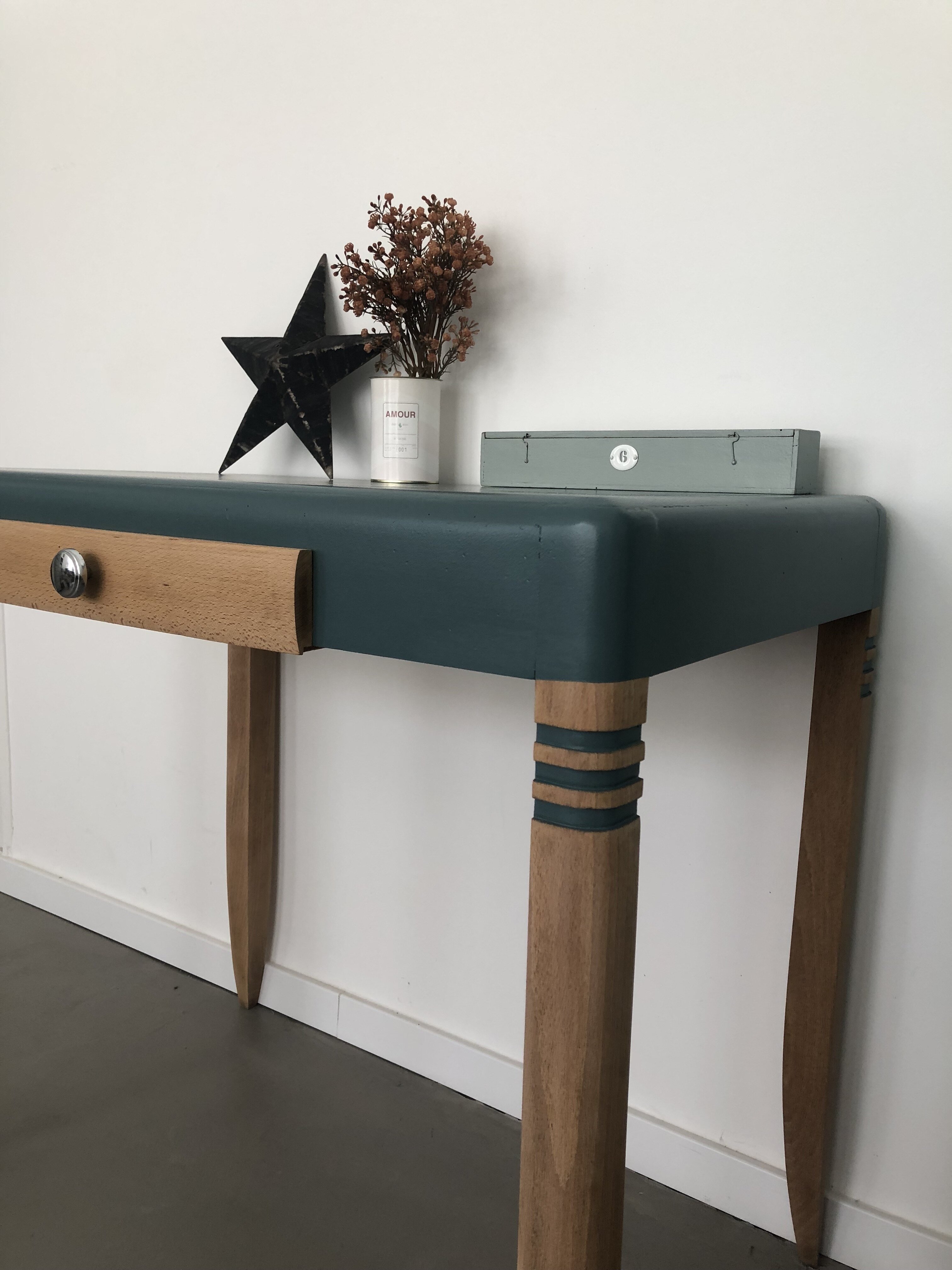 Table art déco inchyra blue 3