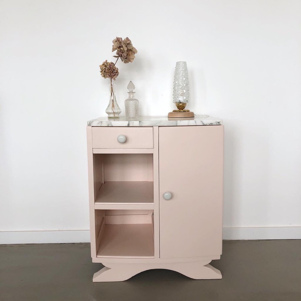 chevet pink ground marbre blanc