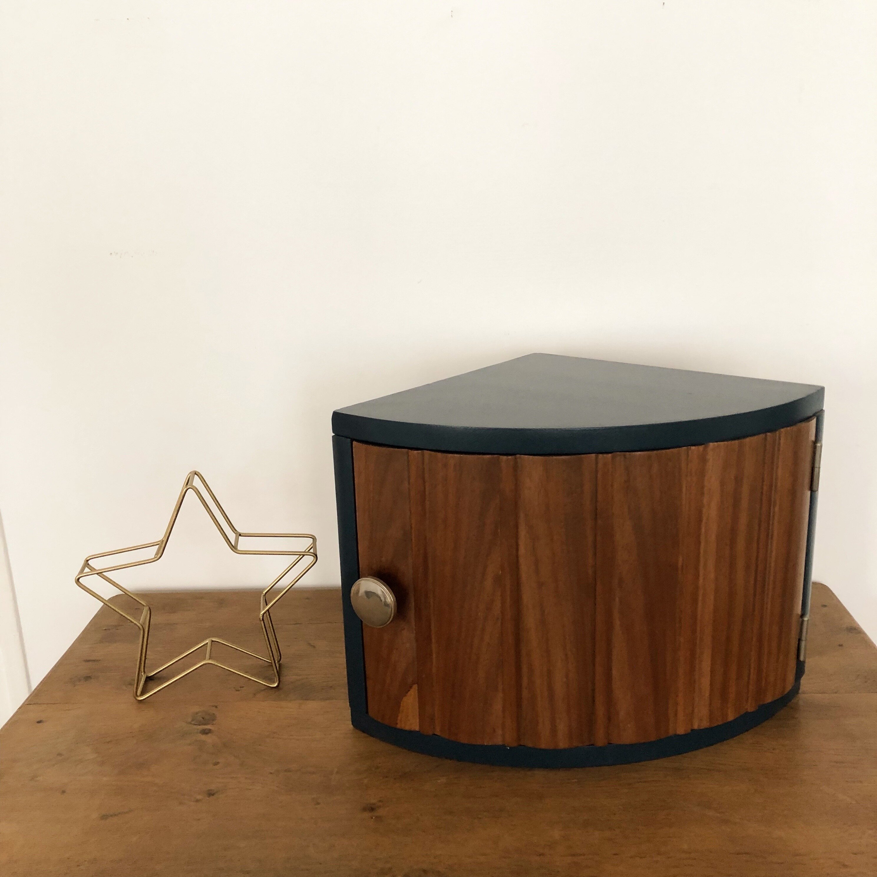 Meuble d'angle encre noire