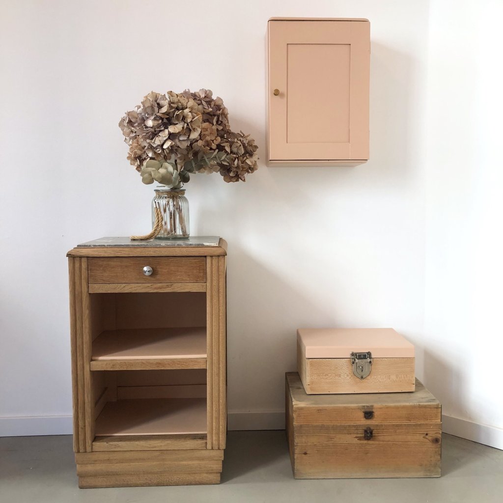 chevet marbre gris, la couleur du parfum 1