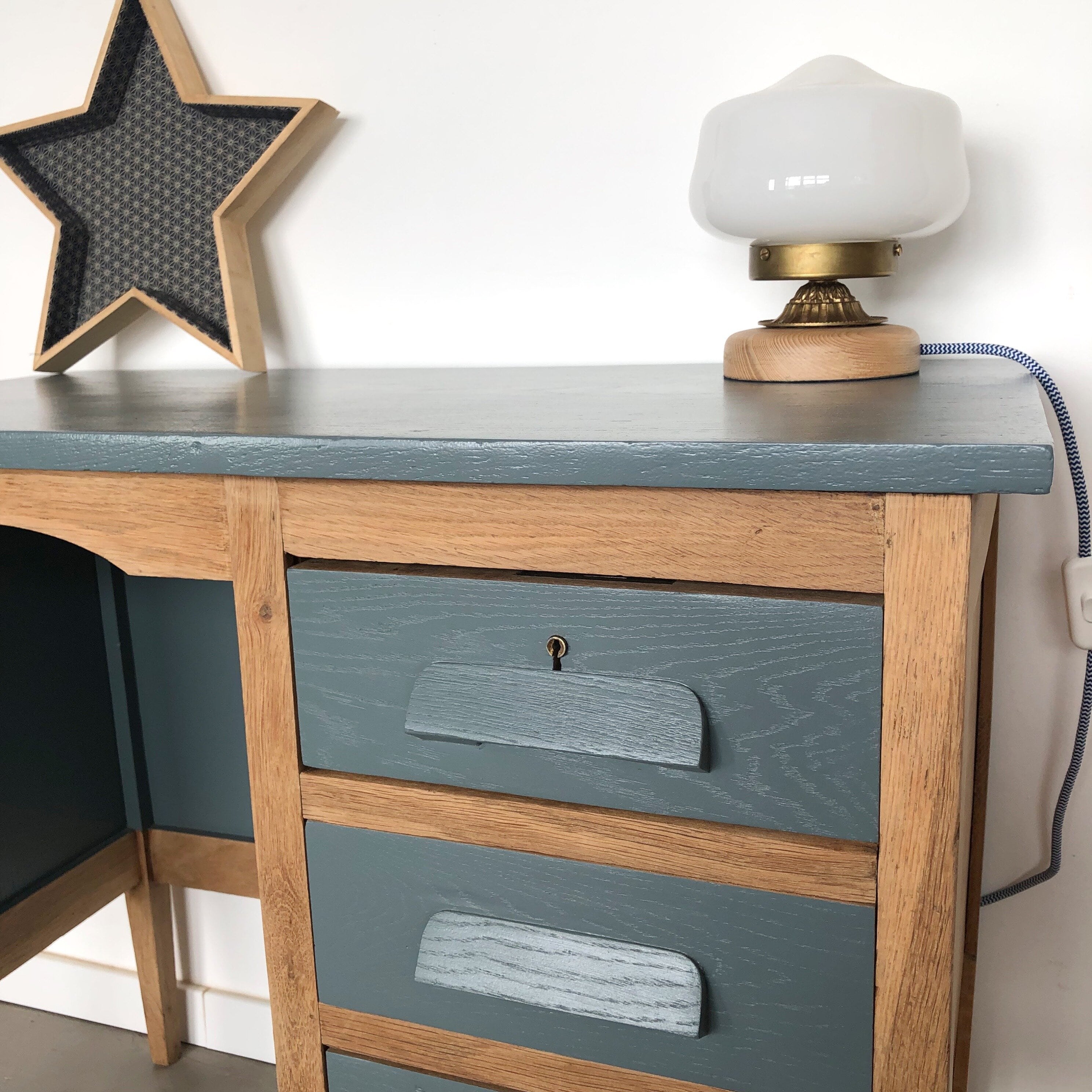 Bureau enfant en chêne Temps de bottes 3