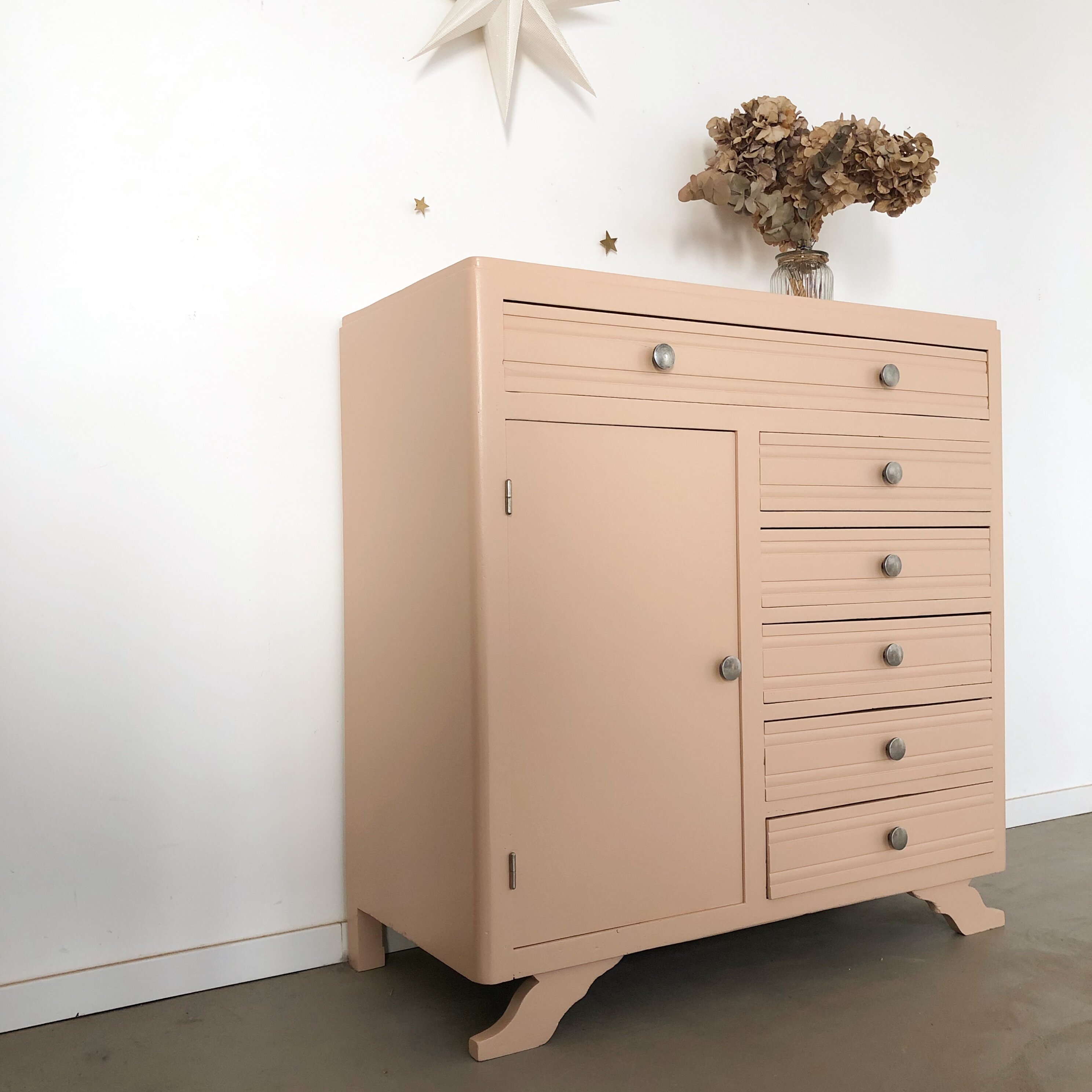 Grande commode art déco, la couleur du parfum 5