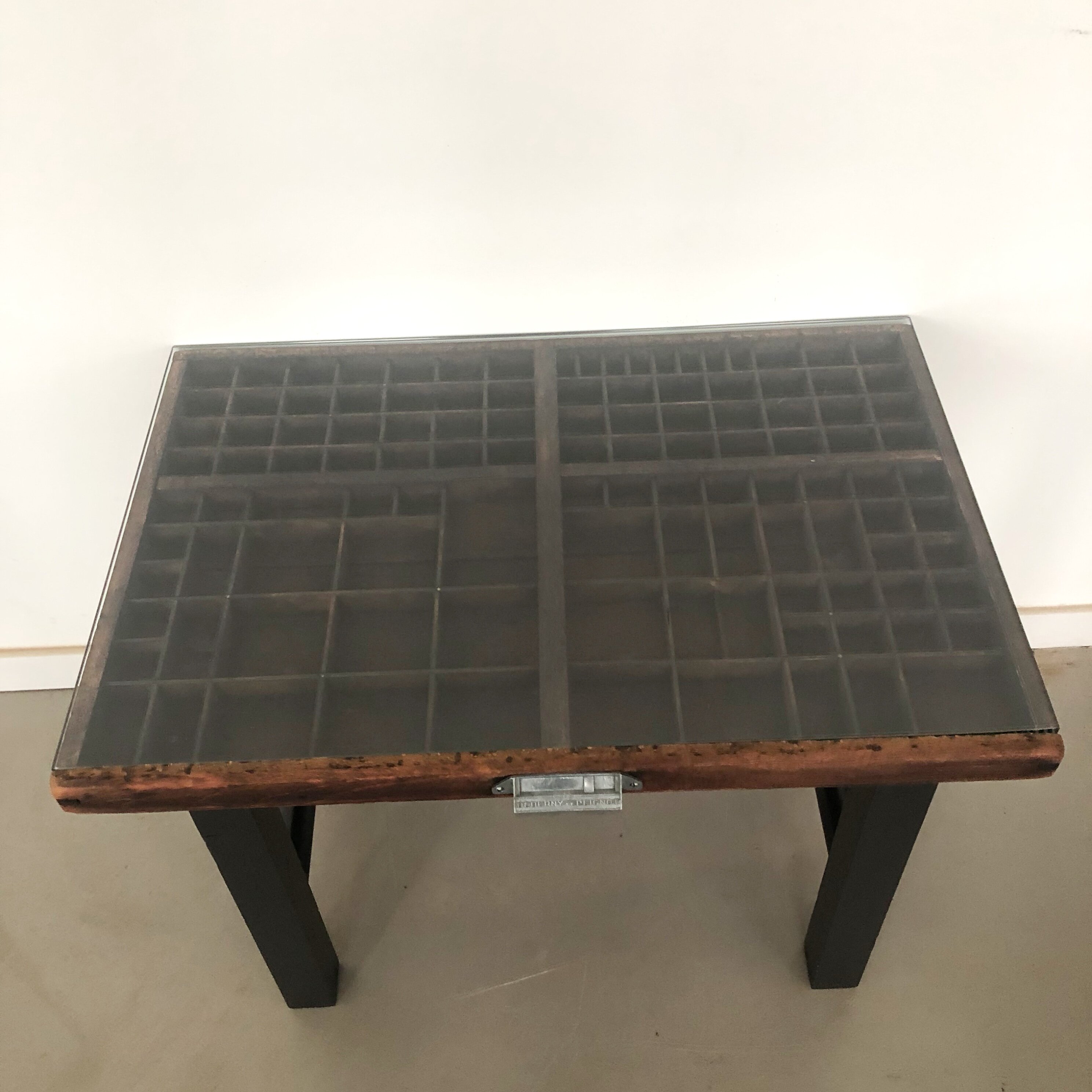 Table basse casier d'imprimerie 2