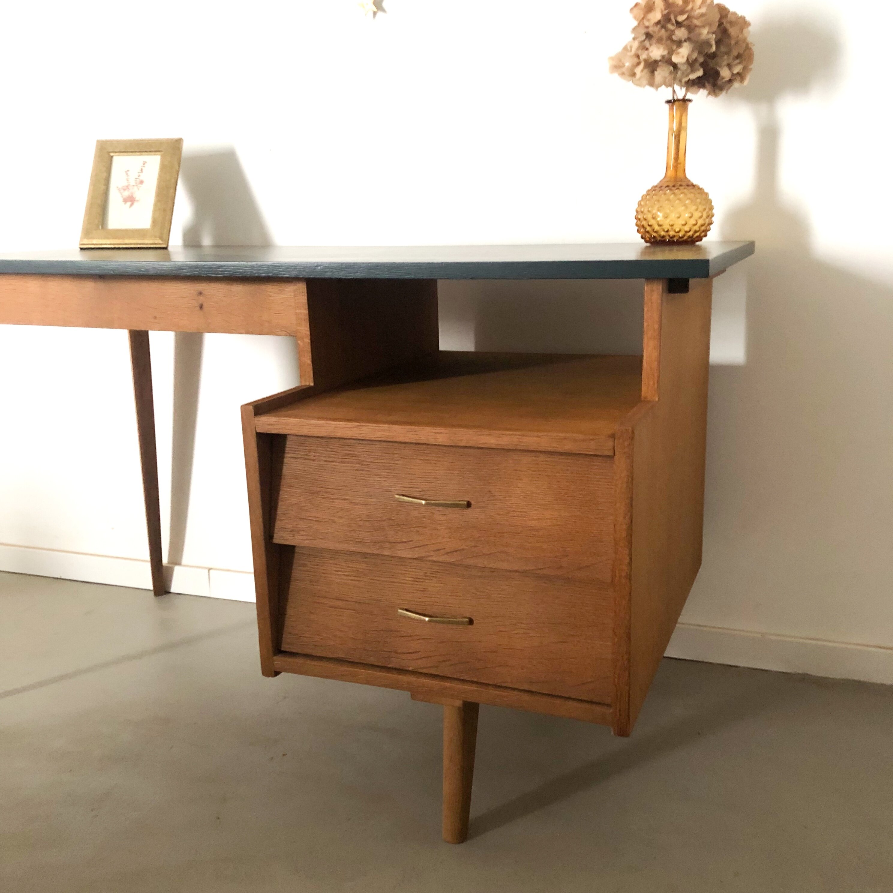 Bureau années 50, chêne doré