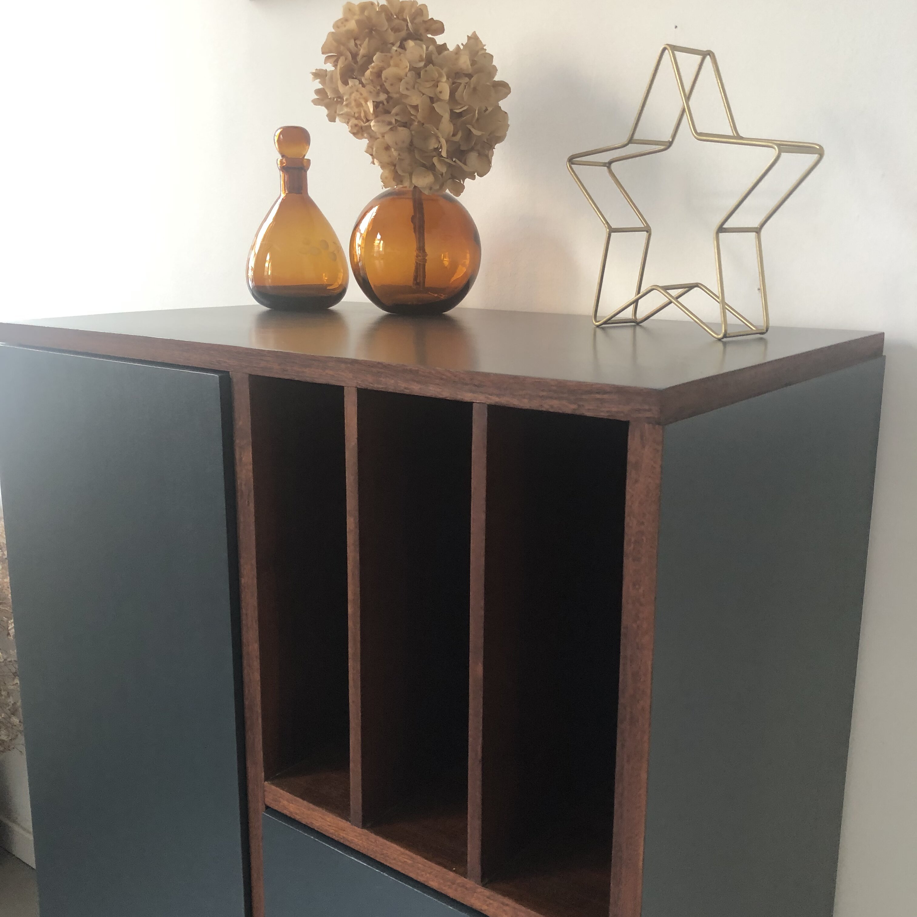 Meuble ébéniste black blue 2