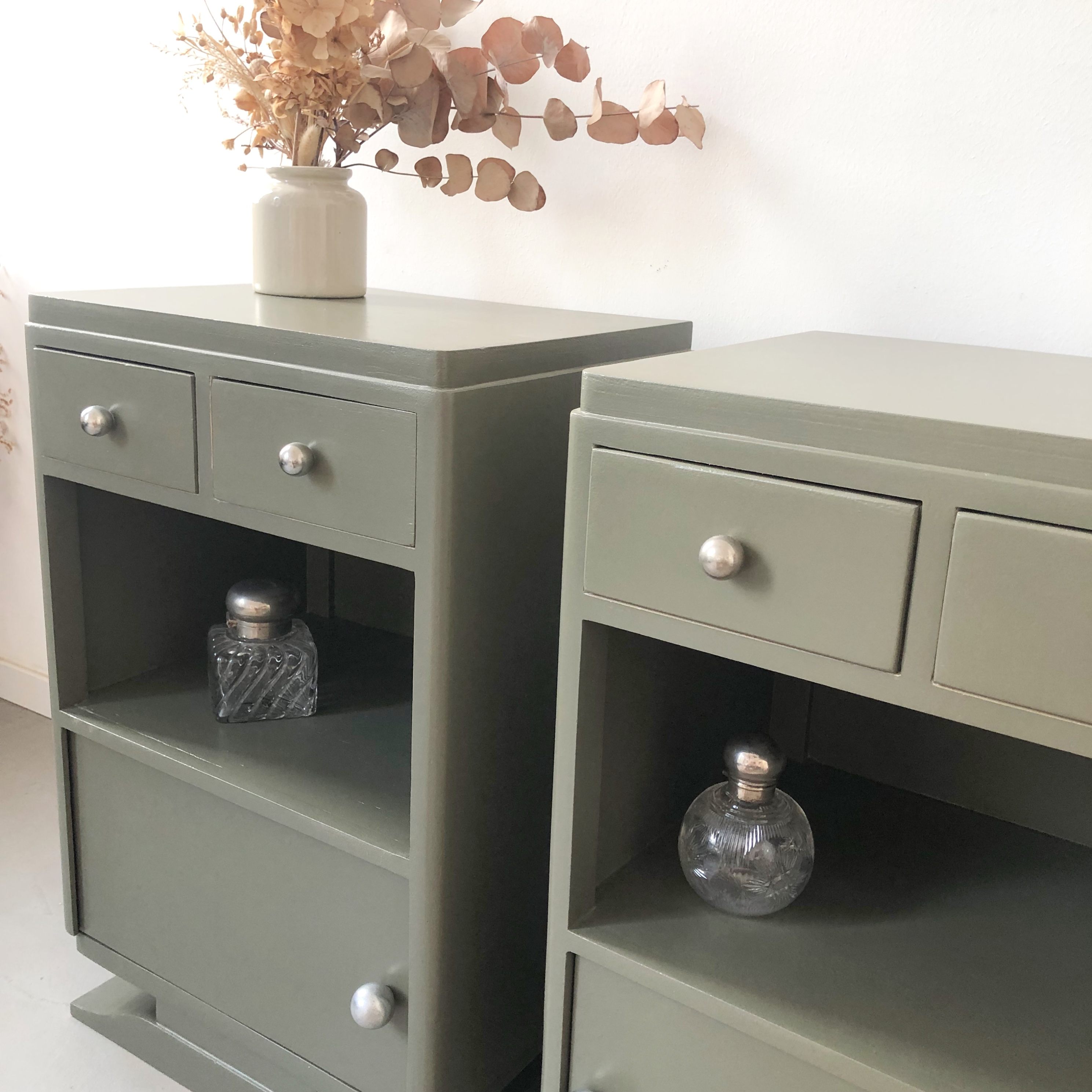 Paire de chevets Alluvions, boutons boules 2