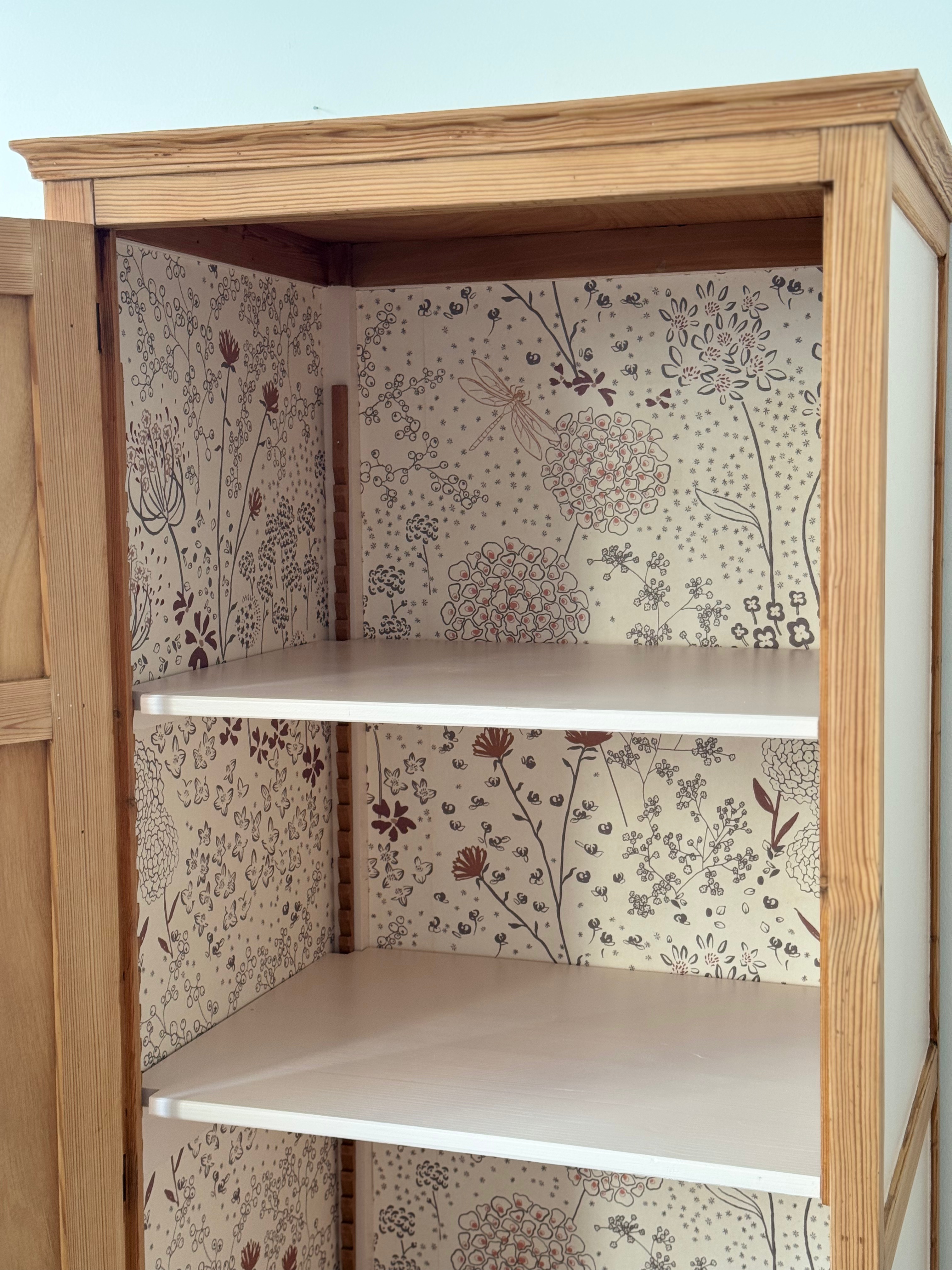 Armoire Pink Ground et rue de la paix 3