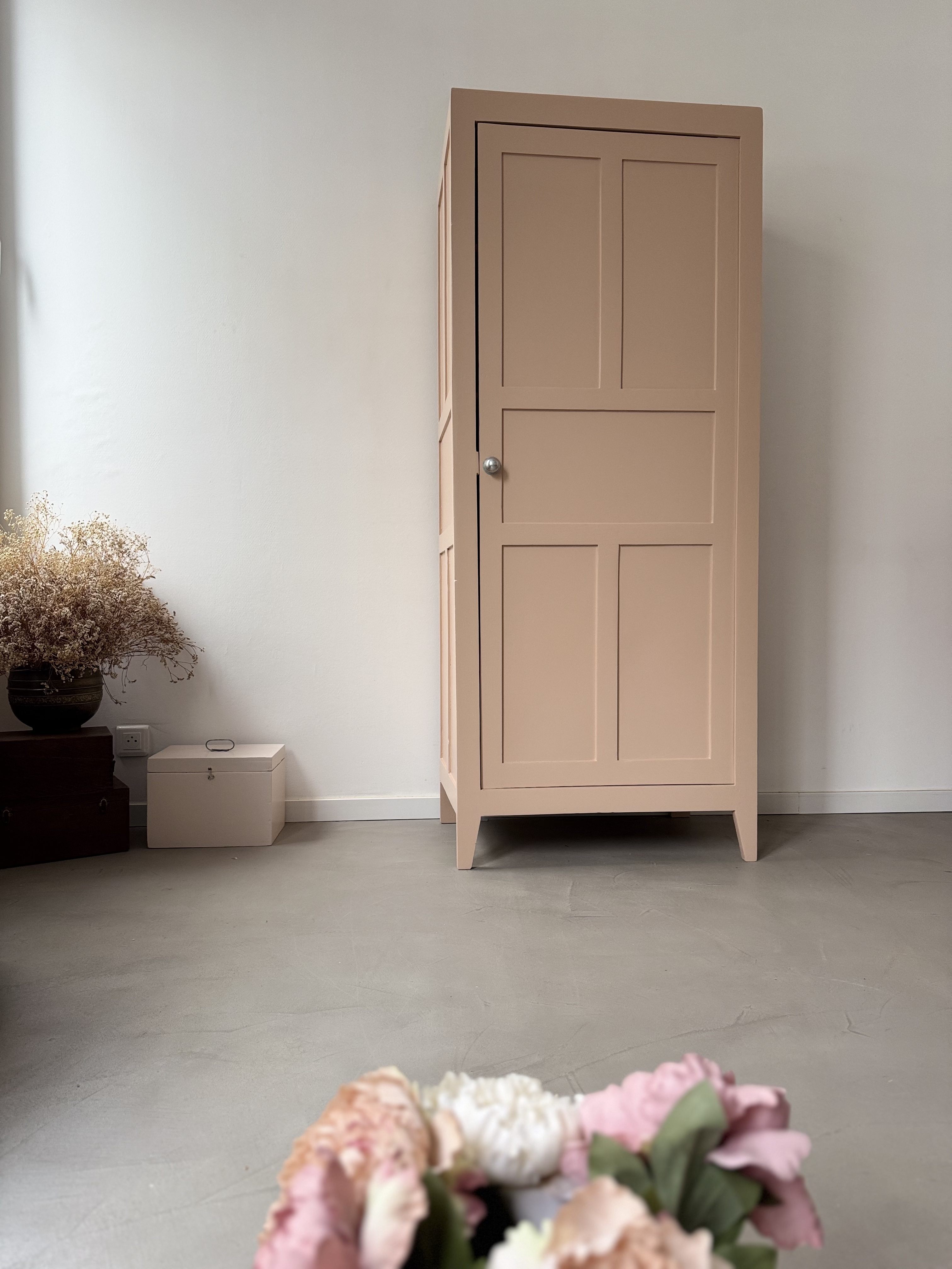 Armoire penderie la couleur du parfum 6