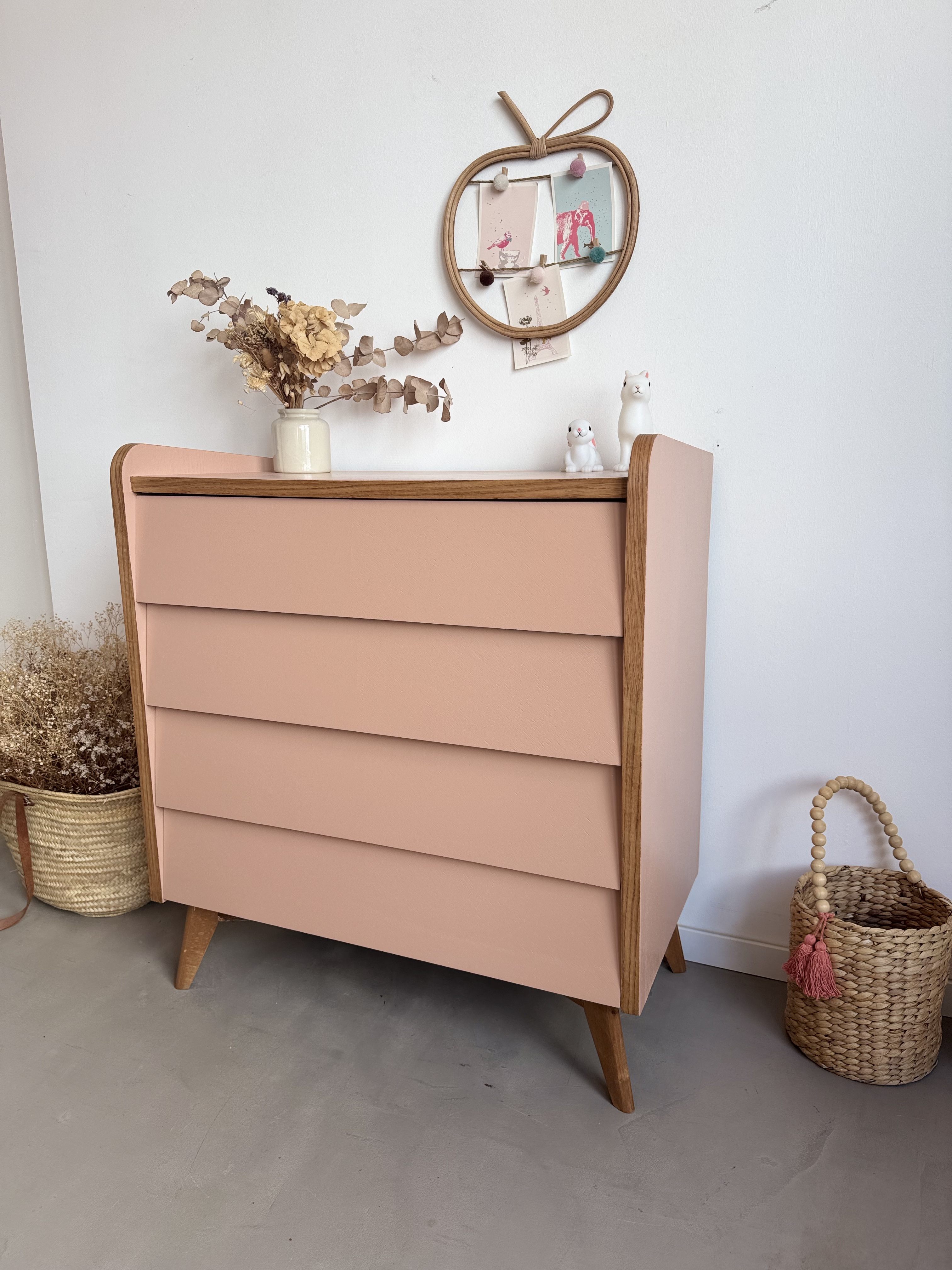 Commode Rose Ottoman et Musc 1